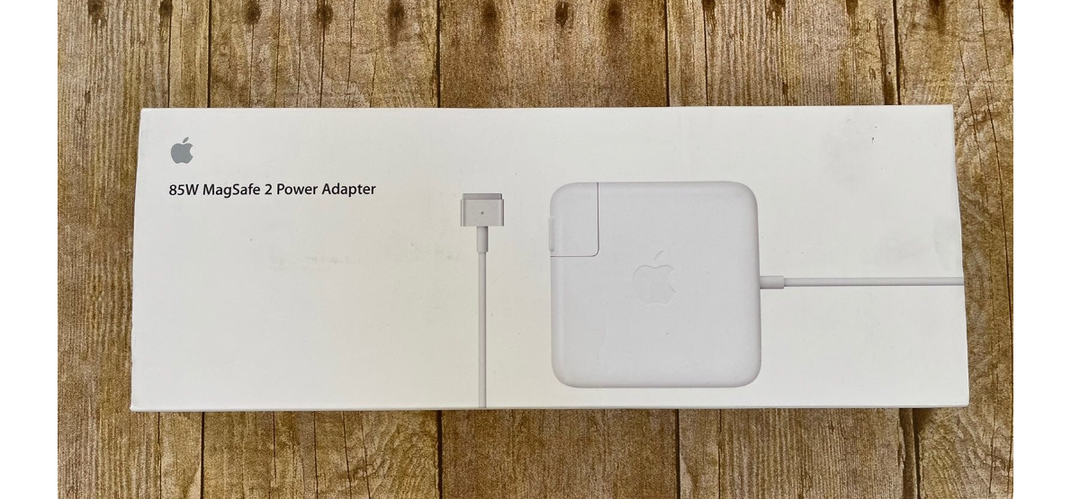 Apple 85W MagSafe 2 Power Adapter- --