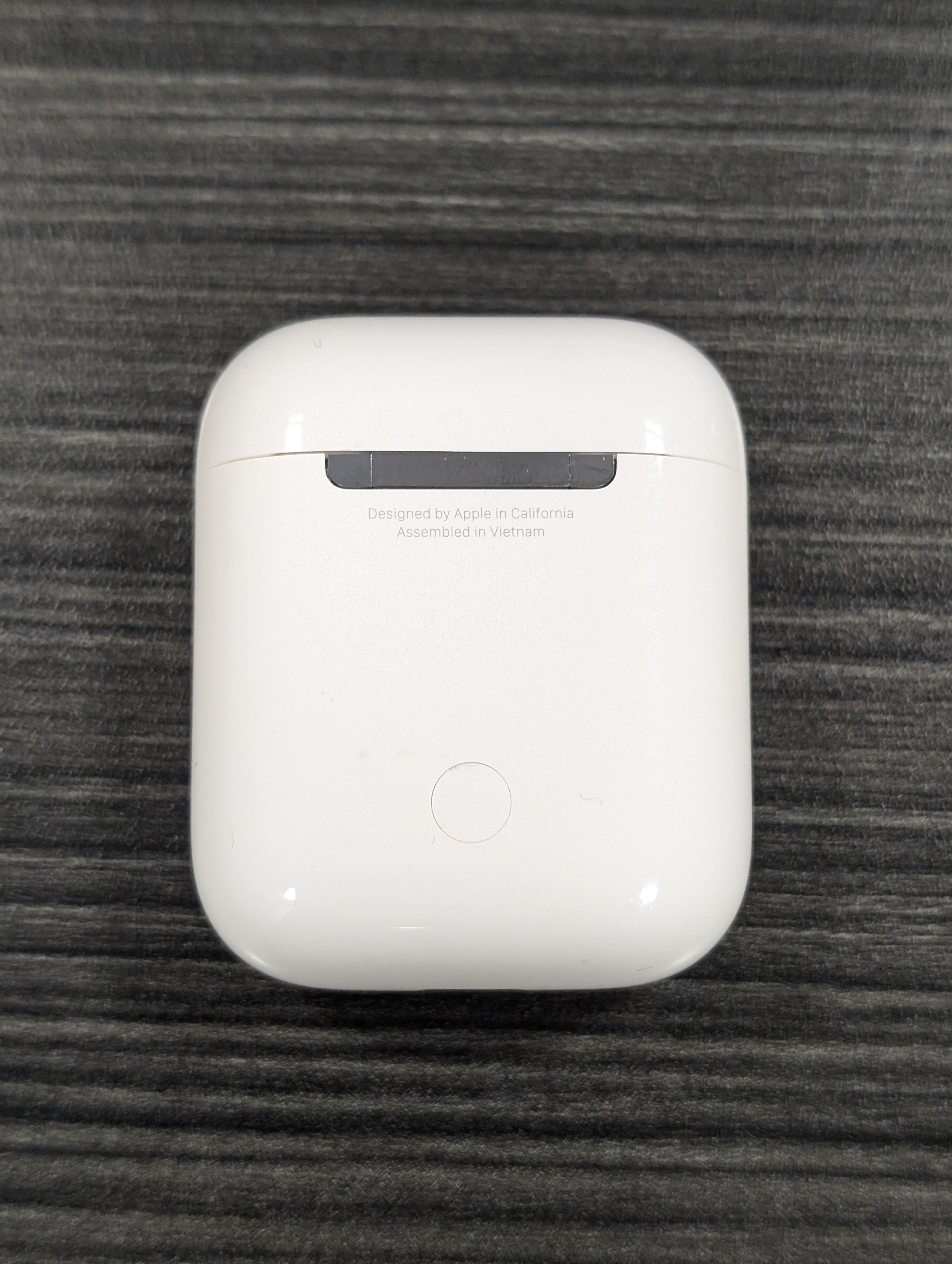 Apple Airpod 2nd Gen Replacement Charging Case (Case & charging cord ONLY)