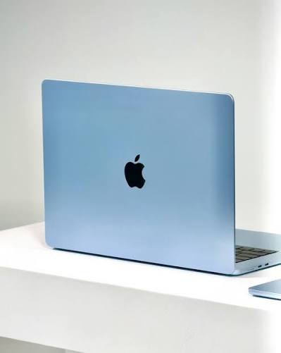 Macbook Air 13" (2025) Apple M4 4.4GHz 24GB 512GB Sky Blue